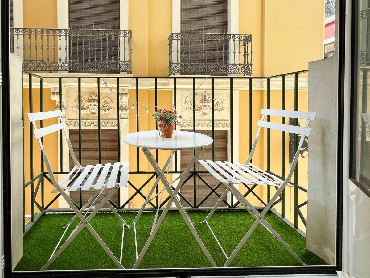Apartamento Con Mucho Encanto En Pleno Centro Alicante Eksteriør billede