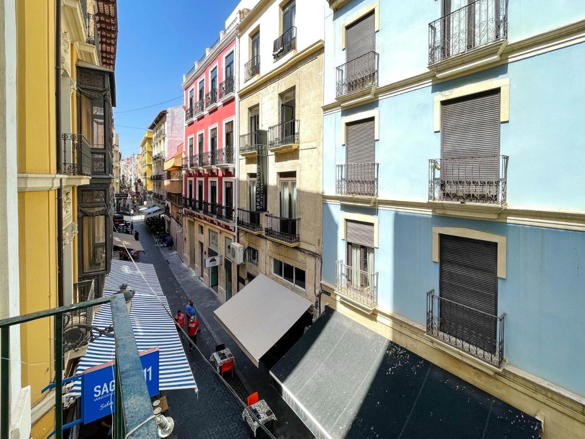 Apartamento Con Mucho Encanto En Pleno Centro Alicante Eksteriør billede