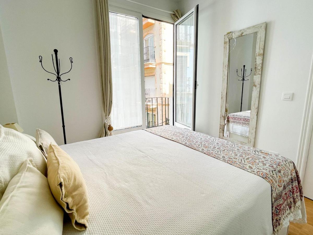 Apartamento Con Mucho Encanto En Pleno Centro Alicante Eksteriør billede