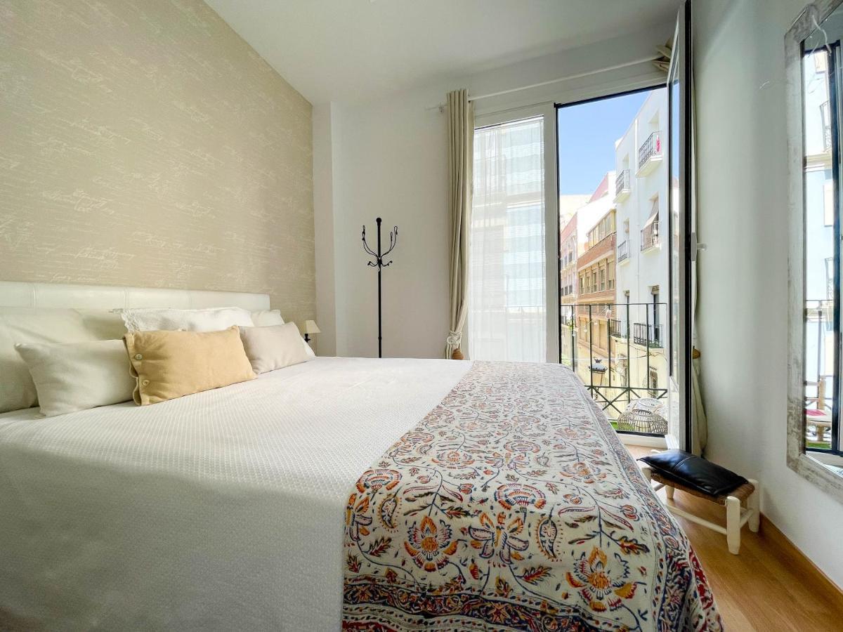 Apartamento Con Mucho Encanto En Pleno Centro Alicante Eksteriør billede